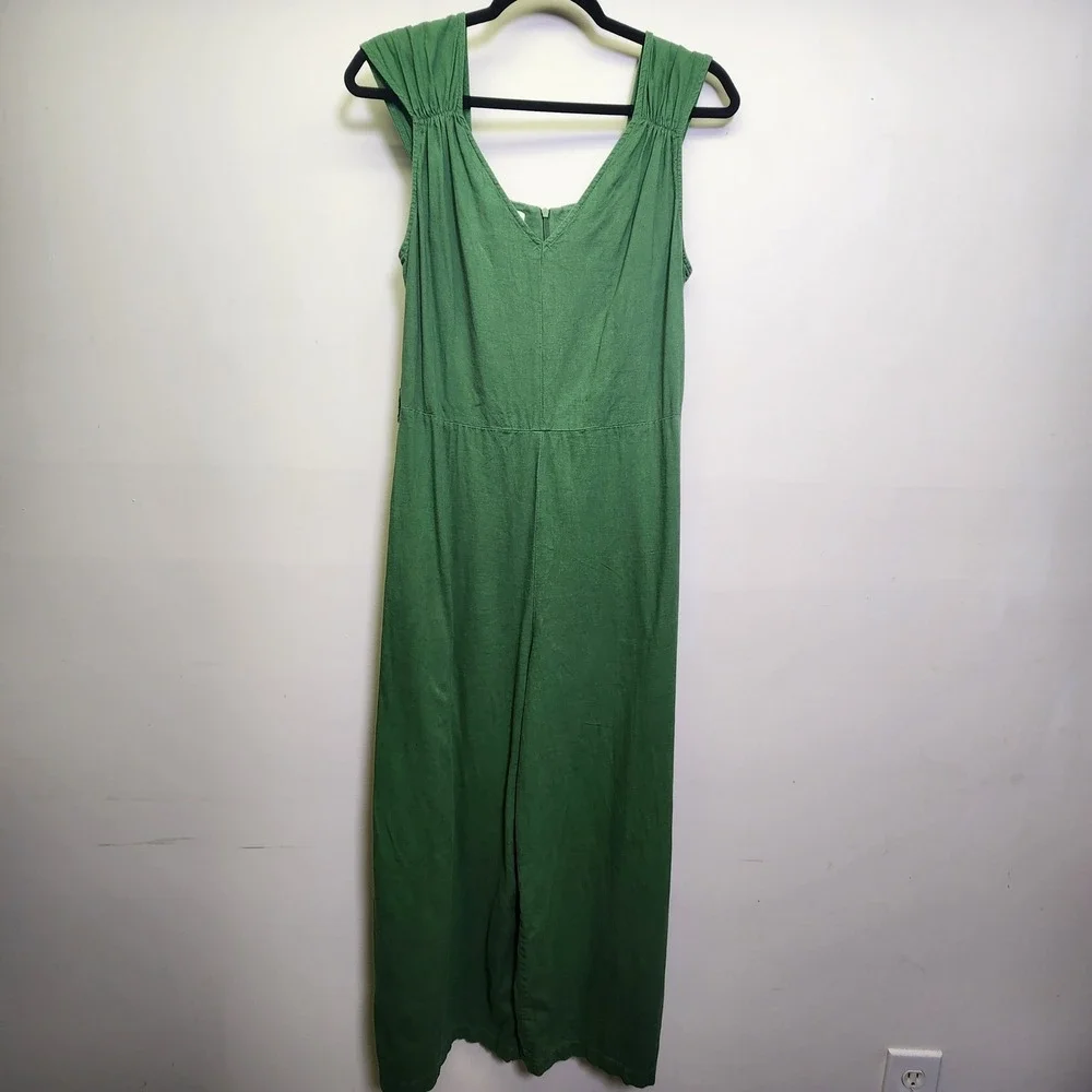 MNG Mango Green Linen Blend Wide Leg Jumpsuit Romper M V-Neck Cropped Sleeveless